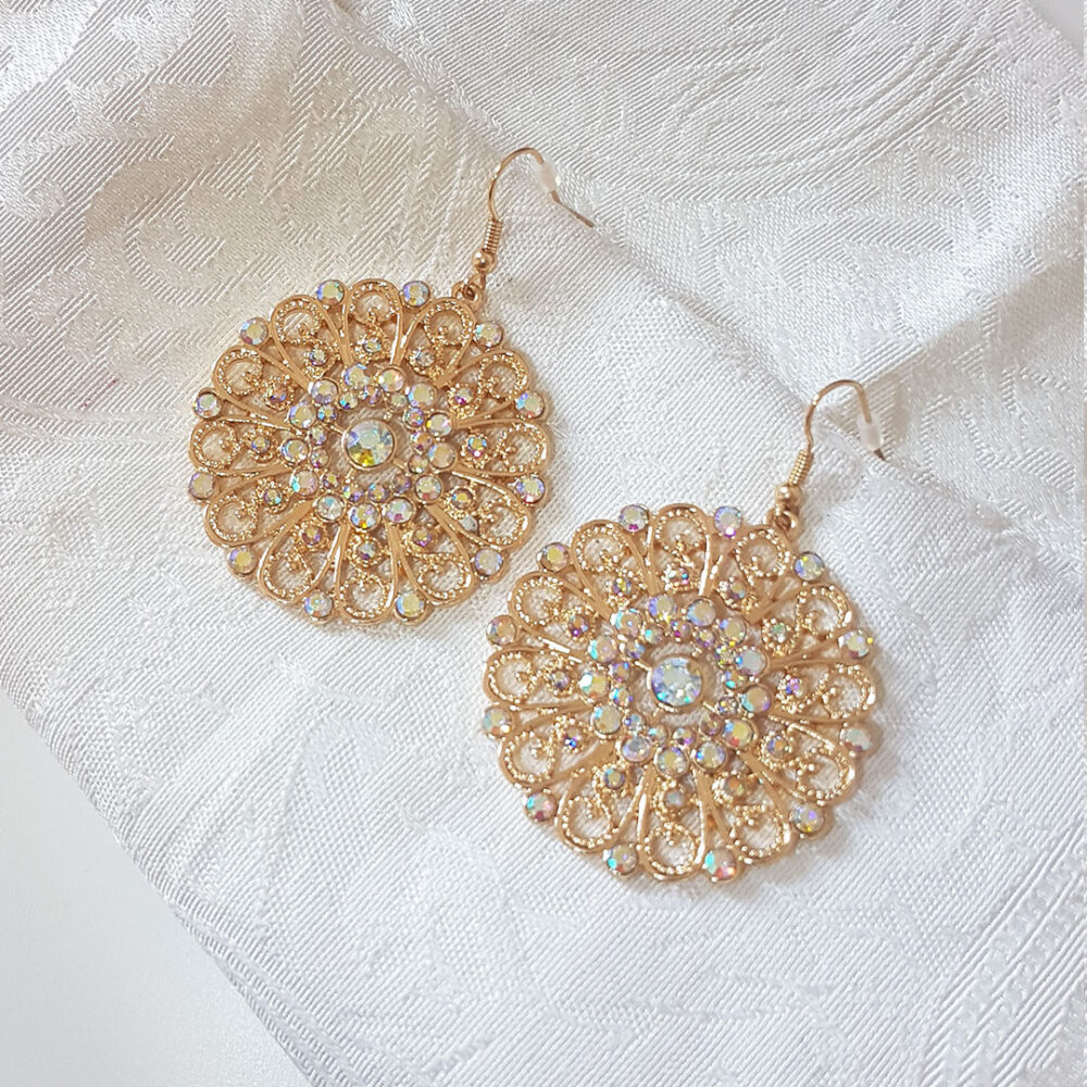 big-gold-earrings