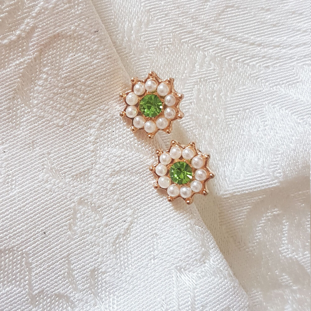 green-gold-flower-earrings