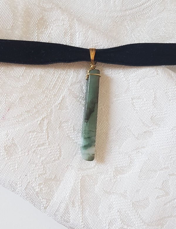 Jade-Green-Stone-Thick-Choker